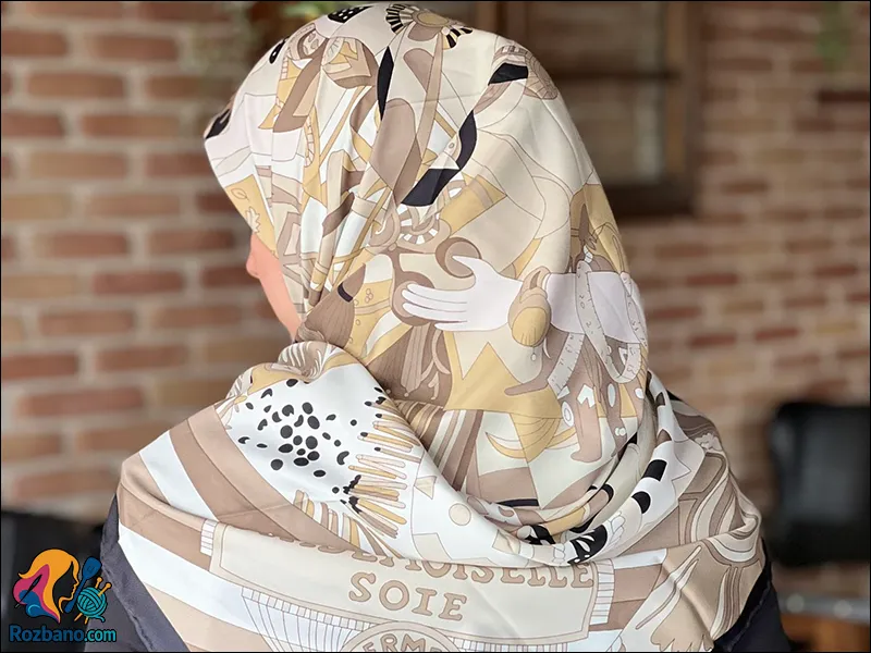 روسری برند هرمس با رنگ بندی جذاب و شیک