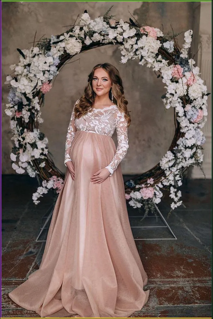 انتخاب بهترین مدل لباس مجلسی بارداری - فرم دامن در لباس مجلسی بارداری