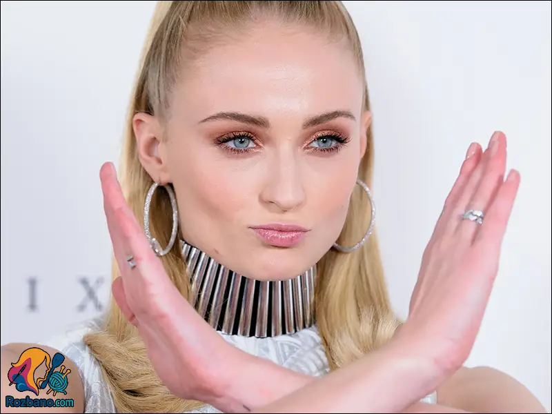 بیوگرافی سوفی ترنر بازیگر سریال تاج و تخت