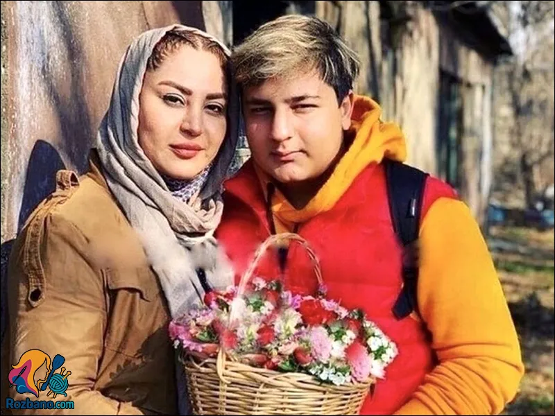 عکس محمدرضا شیرخانلو و مادرش در سالهای اخیر