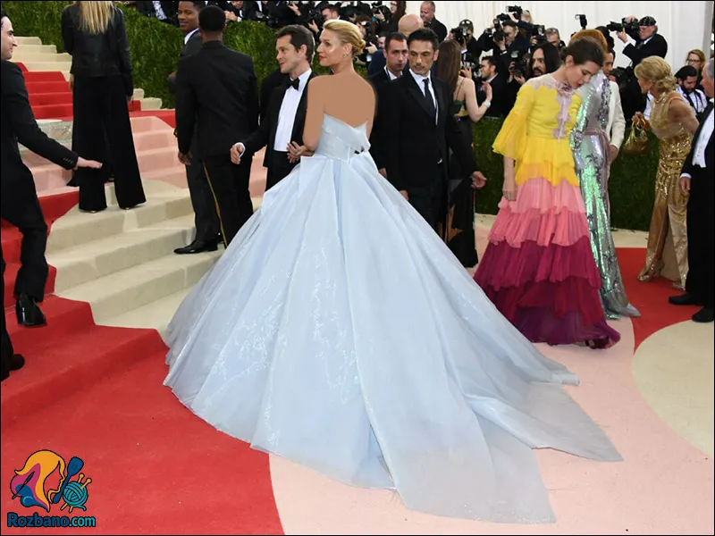 عکس مدل لباس کلیر دینز در مراسم مت گالا با درخشش