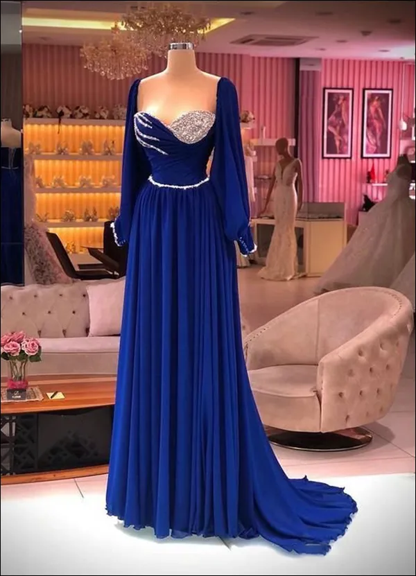 مدل لباس نامزدی جدید پوشیده و ساده