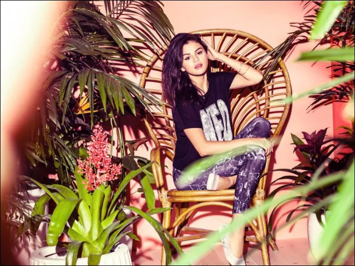 مدل لباس اسپرت سلنا گومز برند آدیداس ترند