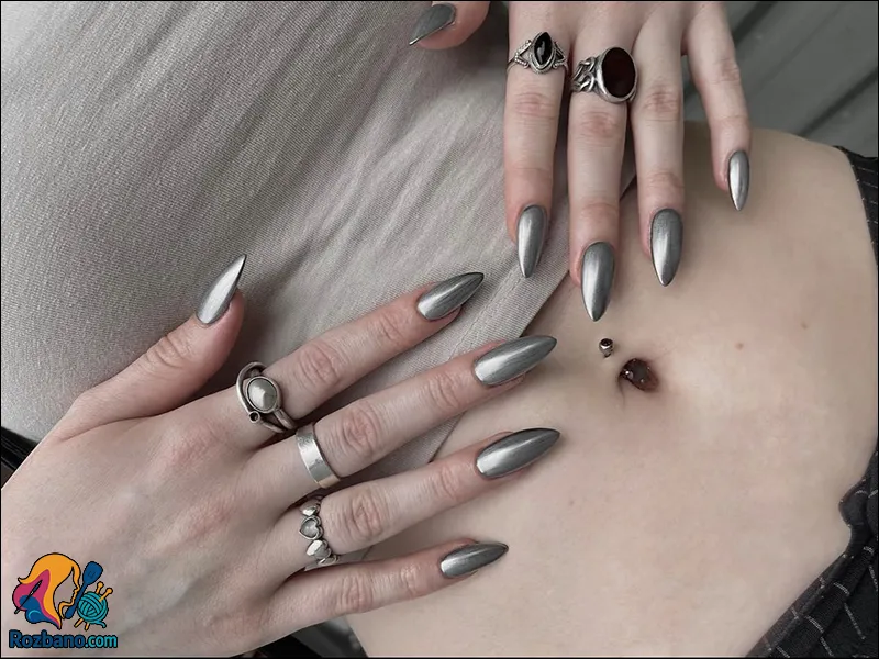 طراحی مدل ناخن جدید و شیک - ناخن های کروم نقره ای ساده و مدرن