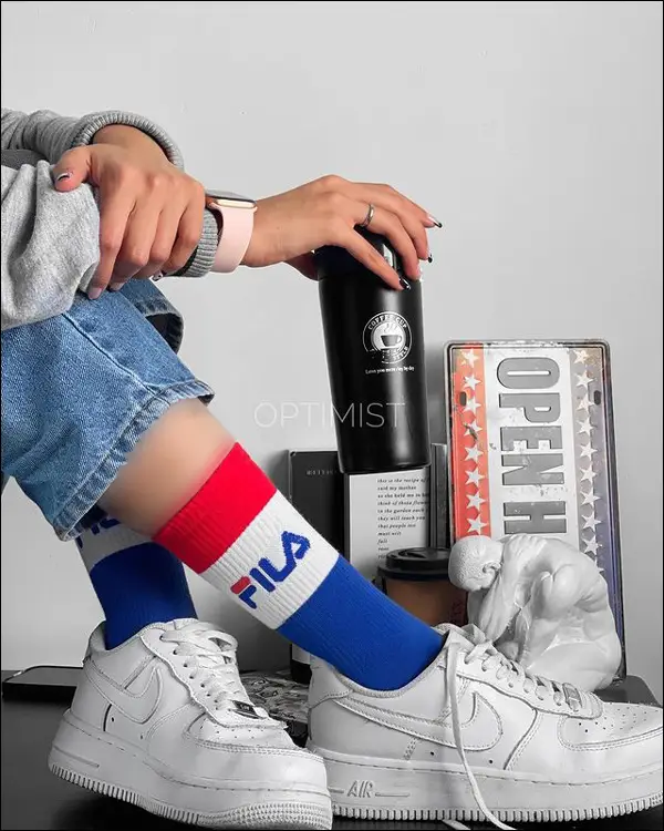 مدل های مدرن جوراب اسپرت دخترانه برای خانم ها