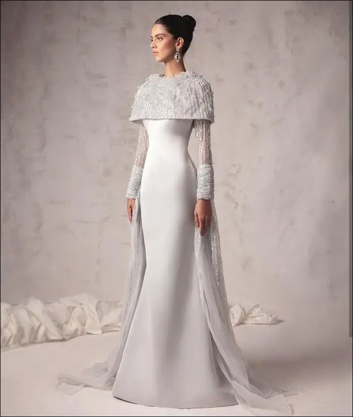 مدل لباس عروس خوش استایل با پارچه دانتل و گیپور