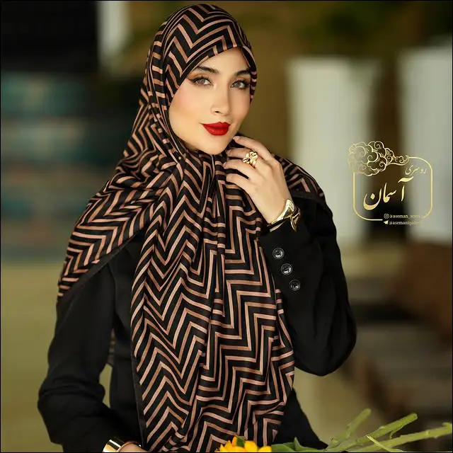 مدل روسري پاييزي شيک و جذاب از برند اسمان