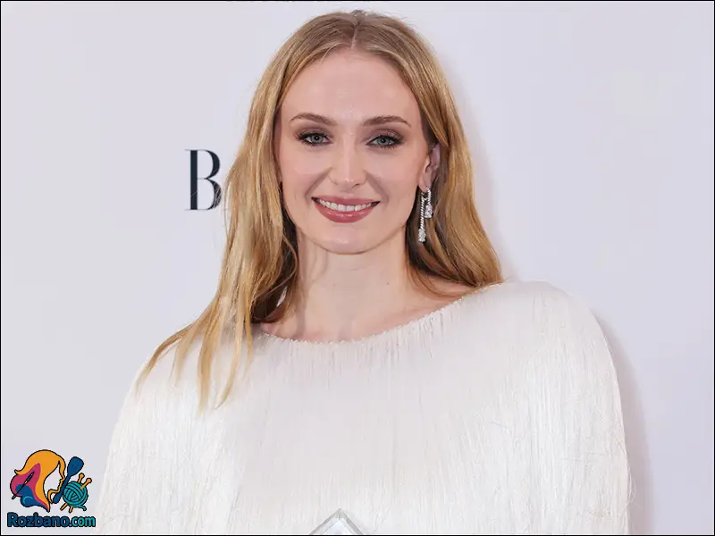 عکس های جدید سوفی ترنر در مراسم رسمی