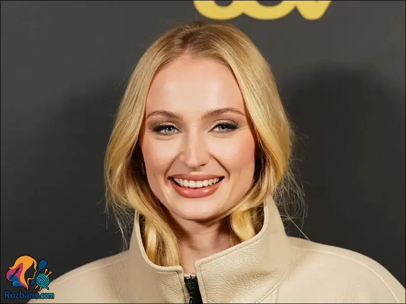 جدیدترین عکس های سوفی ترنر در سال جدید