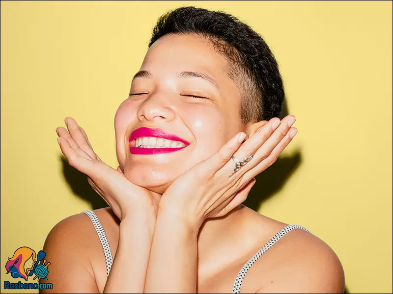 پوشاندن جوش های صورت با کانسیلر و کرم پودر