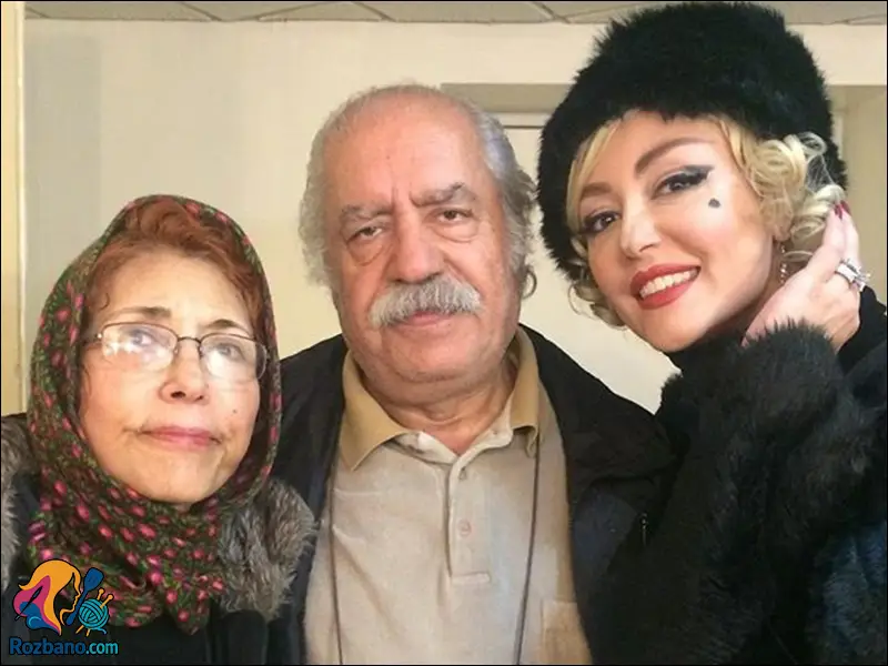 بیوگرافی شقایق فراهانی - شقایق فراهانی در کنار پدر و مادرش