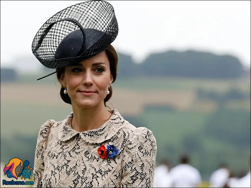 مدل لباس کیت میدلتون با بلوز و دامن توری