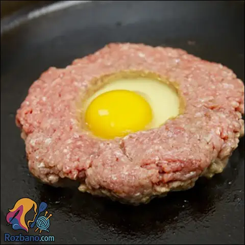 همبرگر مغزدار خانگی با دستور ساده