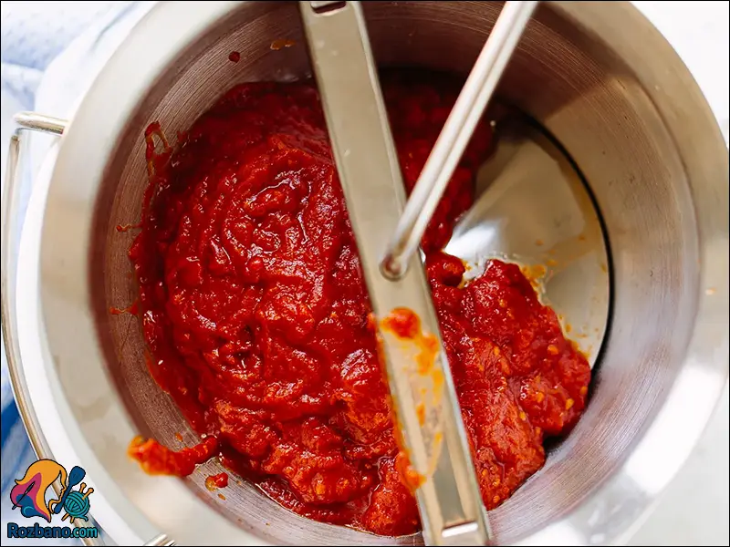 آموزش طرز تهیه رب گوجه فرنگی خانگی سنتی