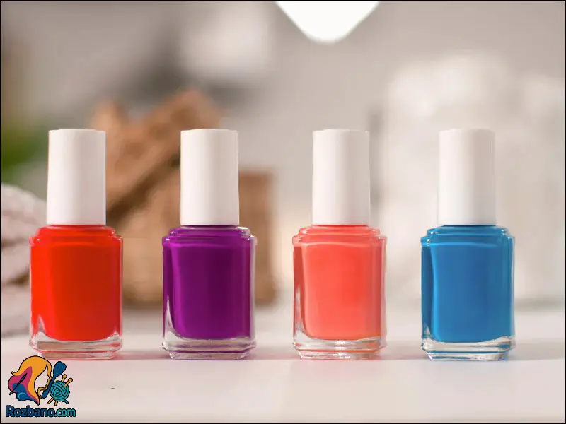 بررسی کامل خطرات لاک ناخن برای کودکان و نکات پیشگیری