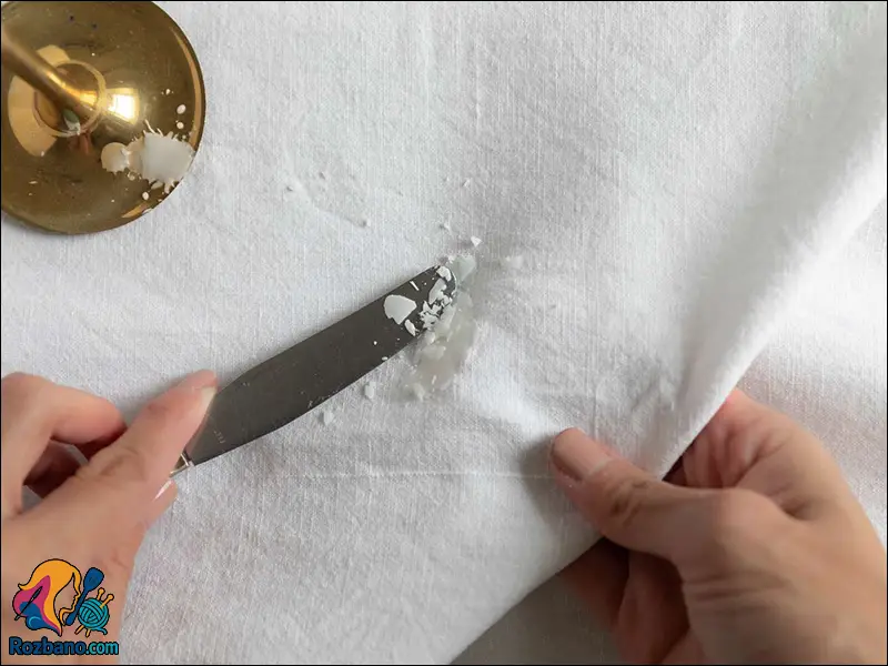 مراحل پاک کردن لکه شمع از رومیزی و پارچه