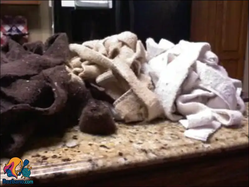 مراحل دوخت پادری با حوله کهنه و نوارهای رنگی