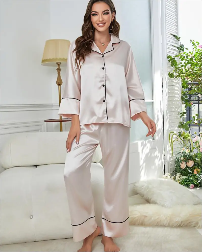 بلوز و شلوار خواب (Pajama Set)