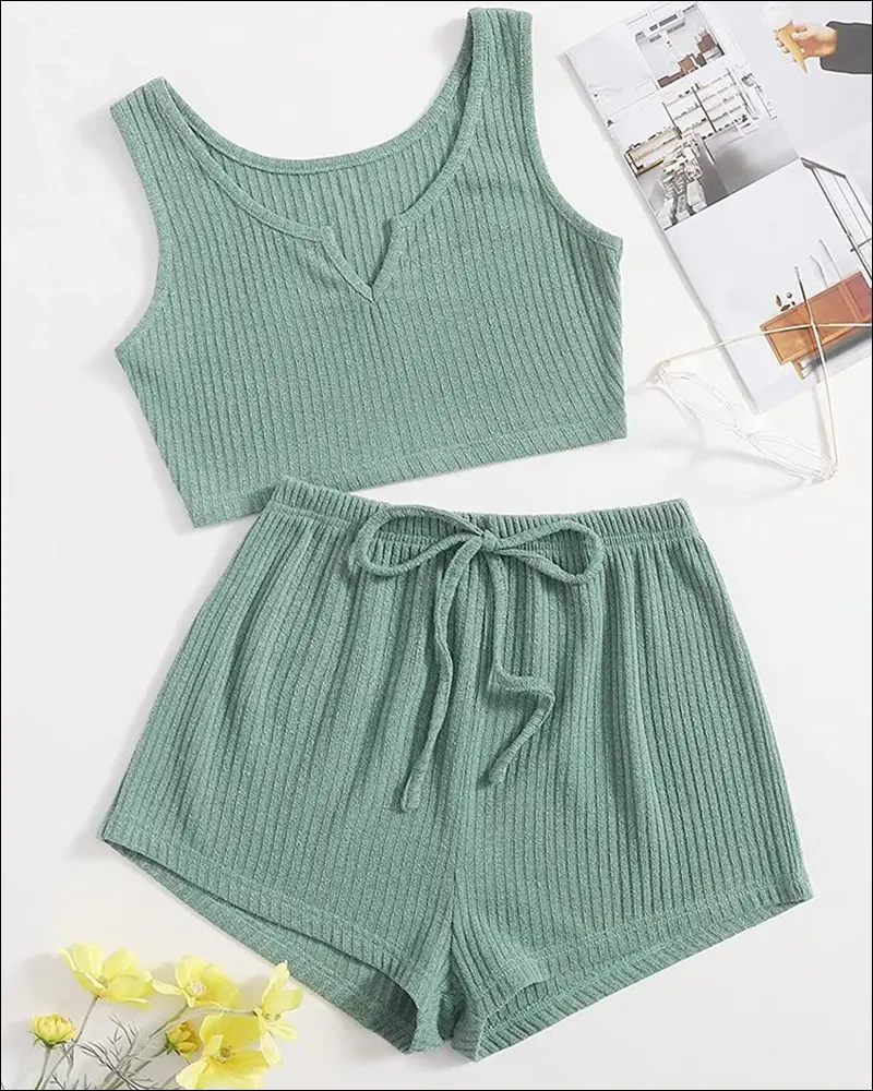 لباس خواب دو تکه (Two-Piece Loungewear)