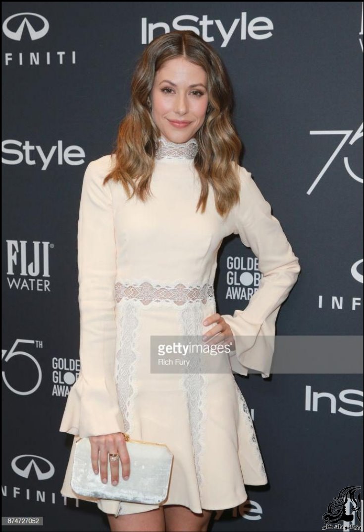 https://up.rozbano.com/view/2736611/Amanda-Crew-05_357055.jpg