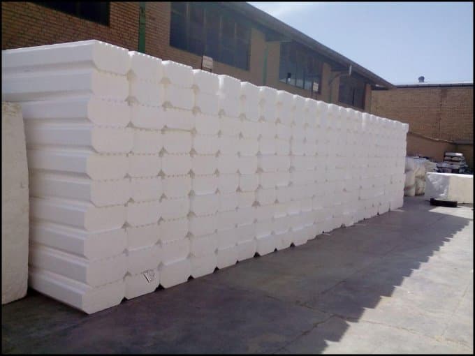 https://up.rozbano.com/view/3034865/Application%20of%20foam%20in%20construction-01.jpg