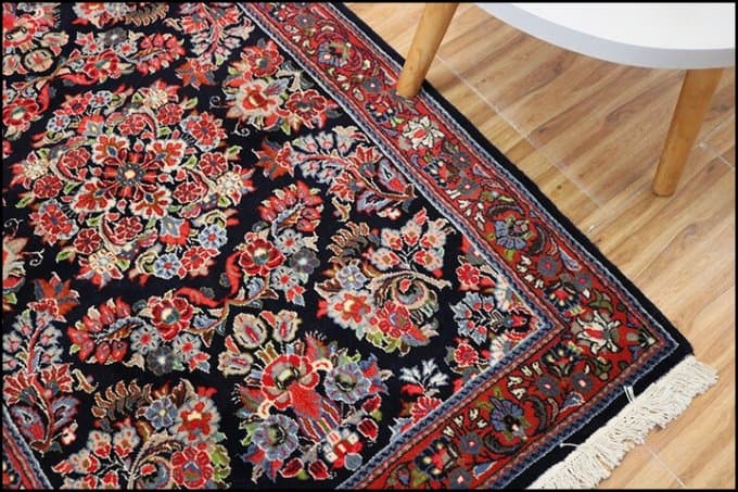 https://up.rozbano.com/view/3450179/Benefits%20of%20leaving%20the%20carpet%20to%20carpet%20washing%20before%20Nowruz.jpg