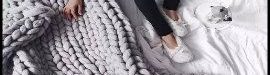 Blanket-texture-with-yarn-12-compressor