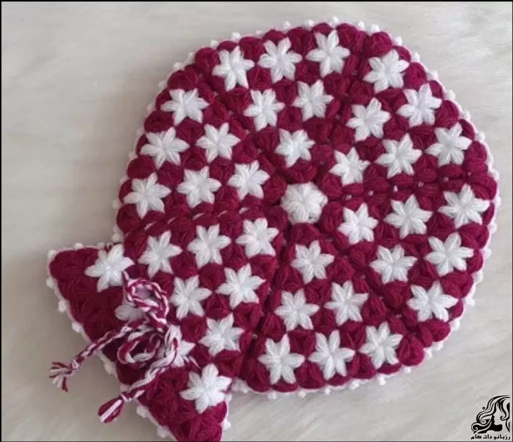 https://up.rozbano.com/view/3829874/CROCHET%20Bath%20leaf%20in%20the%20shape%20of%20a%20flower%20tutorial.webp