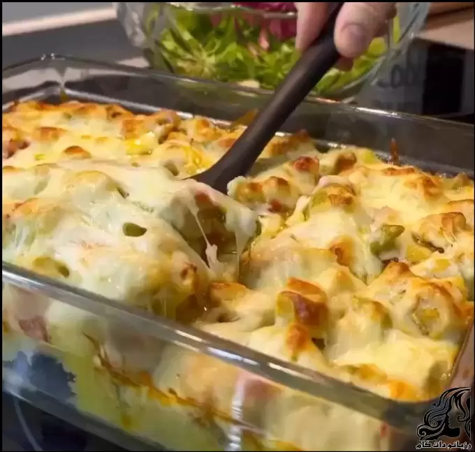 https://up.rozbano.com/view/3752294/Chicken%20and%20potato%20casserole-01.webp
