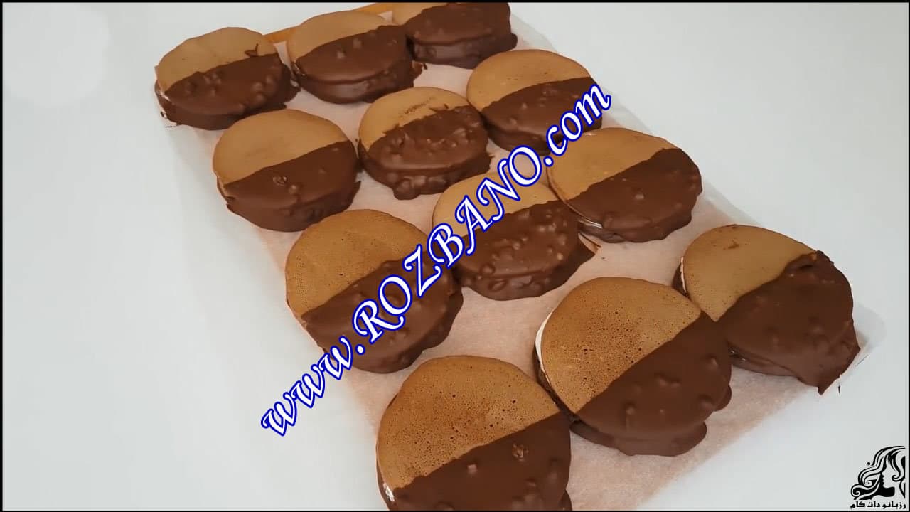 https://up.rozbano.com/view/2884314/Chocolate%20pancakes-01.jpg