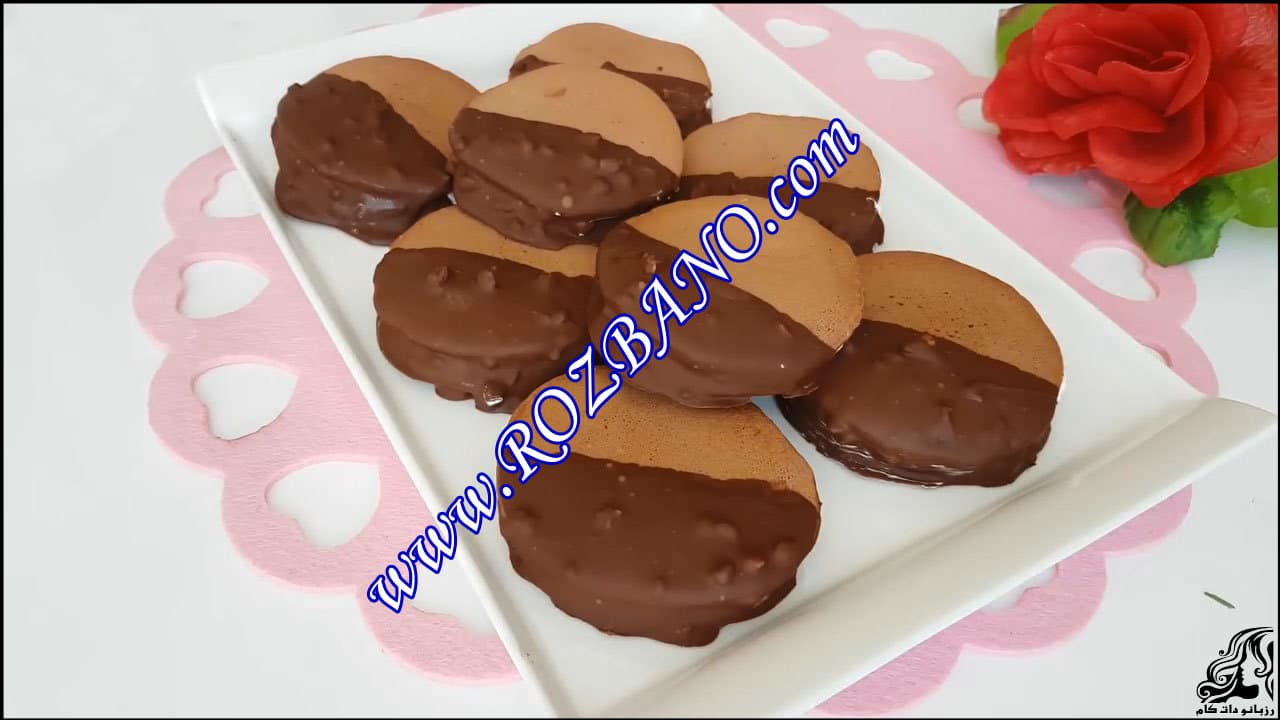 https://up.rozbano.com/view/2884315/Chocolate%20pancakes-02.jpg