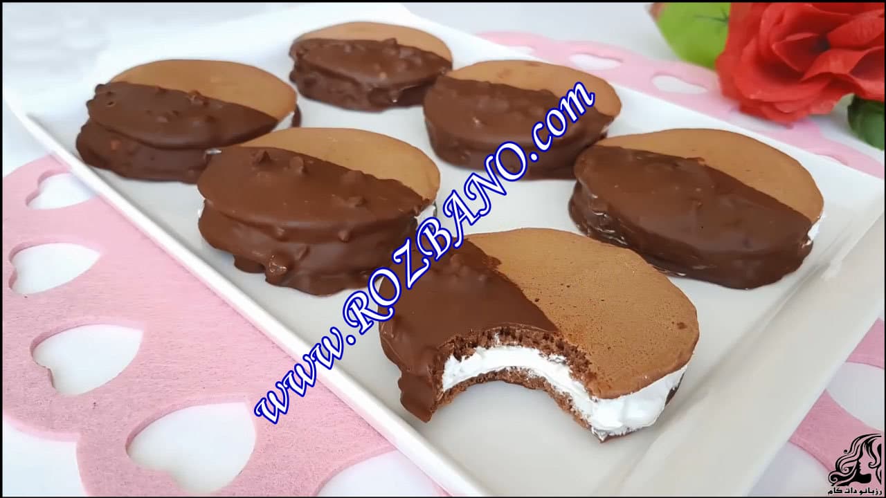 https://up.rozbano.com/view/2884316/Chocolate%20pancakes-03.jpg