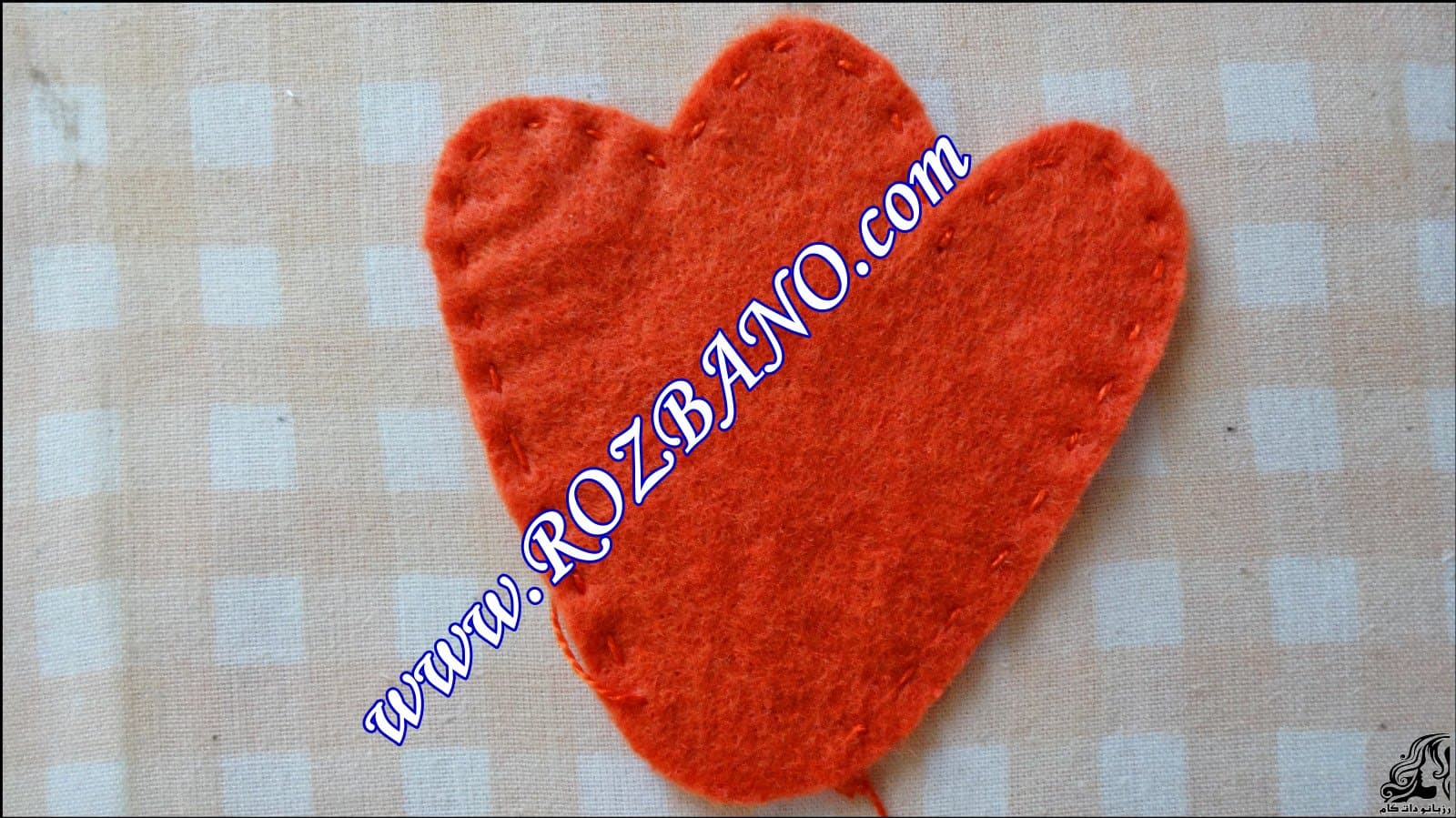 https://up.rozbano.com/view/2844090/Clamp%20Curtain%20Rooster%20Felt-03.jpg