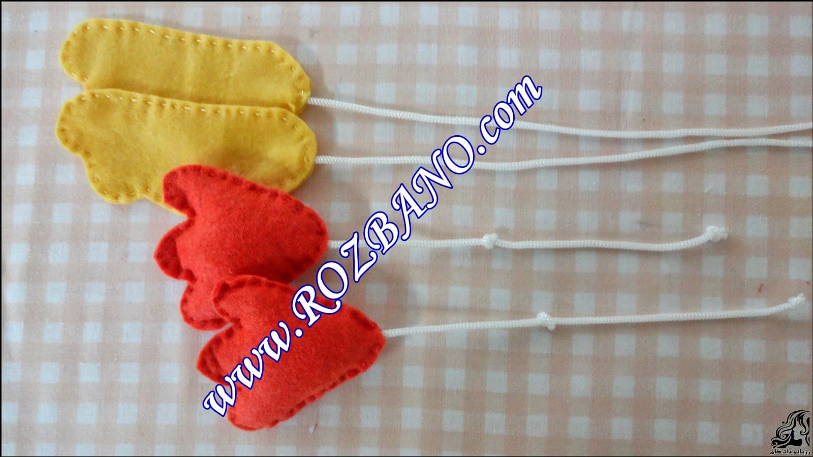 https://up.rozbano.com/view/2844092/Clamp%20Curtain%20Rooster%20Felt-05.jpg