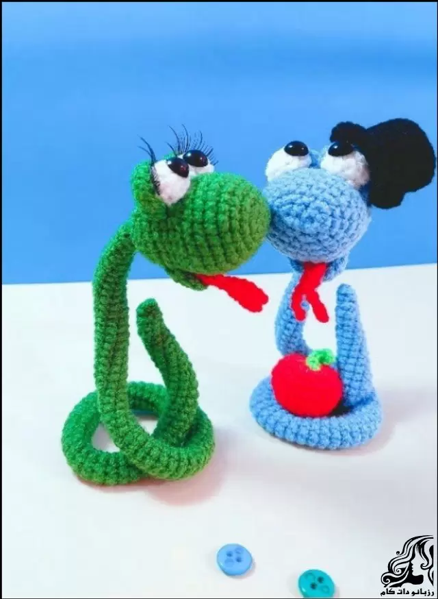 http://up.rozbano.com/view/3982693/Crochet%20Love%20Snakes%20Step%20by%20Step%20Guide%20with%20Video%20&%20PDF.webp