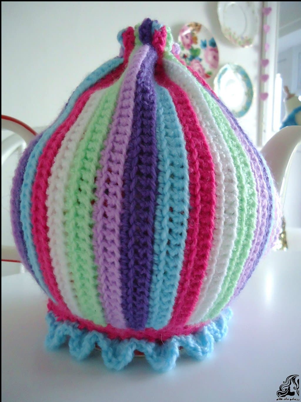 https://up.rozbano.com/view/3569134/Crochet%20tea%20cosy%20tutorial-07.jpg