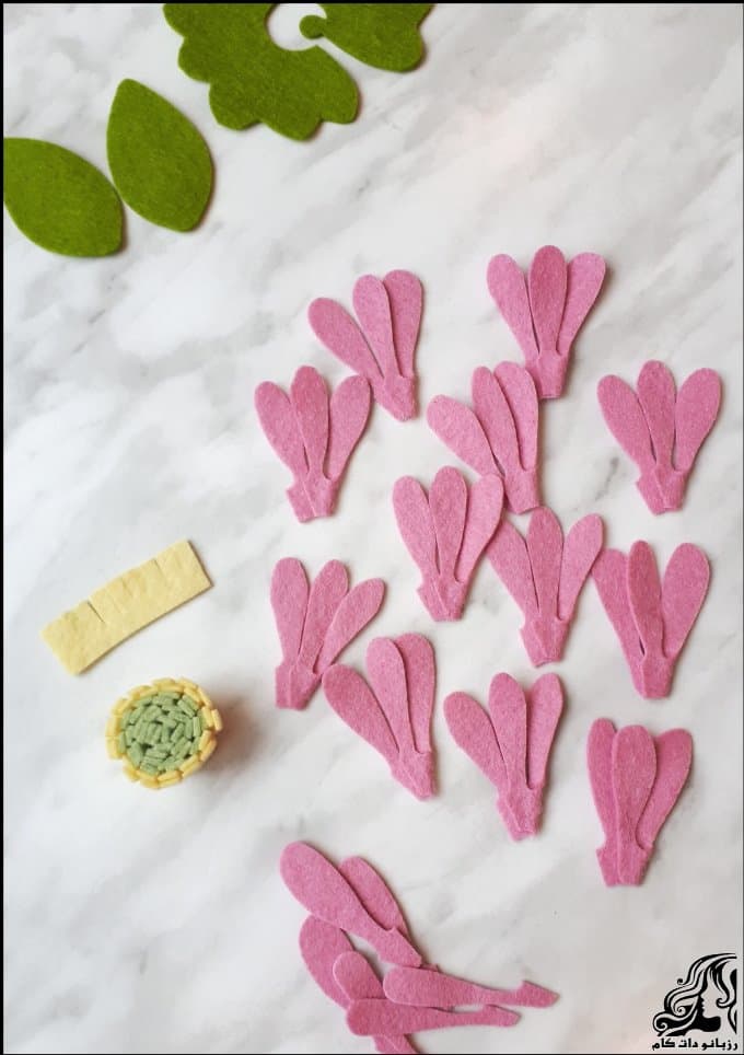 https://up.rozbano.com/view/3487342/Felt%20Flower%20DIY-03.jpg