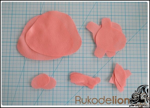 https://up.rozbano.com/view/2756864/Felt%20Pig-04.jpg