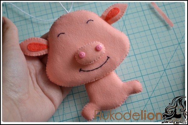 https://up.rozbano.com/view/2756888/Felt%20Pig-27.jpg