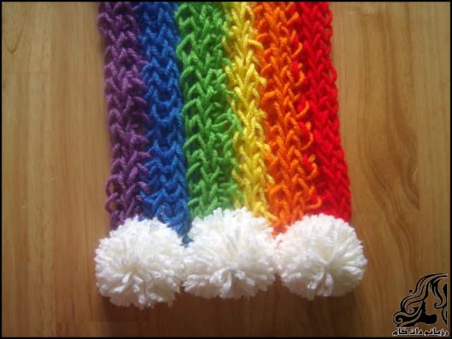 https://up.rozbano.com/view/3044052/Finger%20Knitted%20Rainbow%20Scarf.jpg