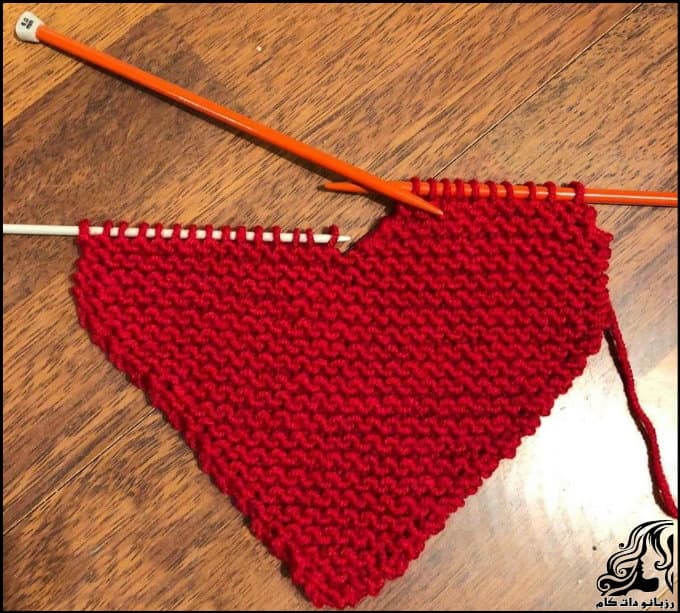 https://up.rozbano.com/view/3079642/Girls%20scarf%20texture%20with%20heart%20pockets-01.jpg