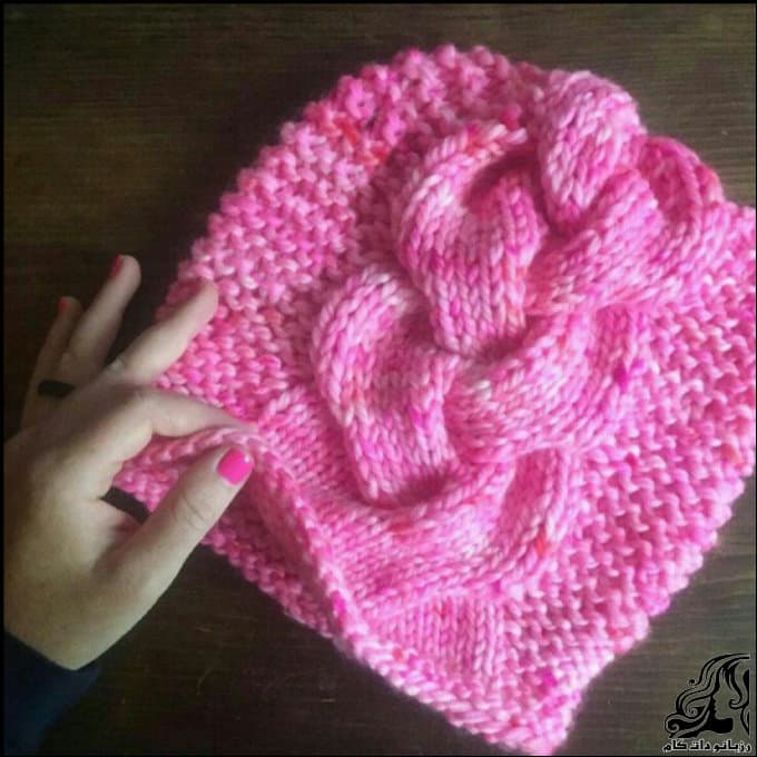https://up.rozbano.com/view/3550615/Hat%20with%20a%20wrong%20twist%20knitted.jpg