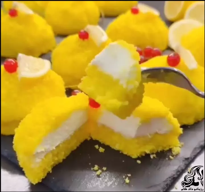 https://up.rozbano.com/view/3850498/Homemade%20mini%20cake%20recipe-01.webp