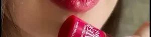 How20to20use20lip20tint20on20the20cheek-04