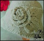 بافتنی و آموزش بافت کلاه دخترانه سفید کنار گلدار - Knitted20floral20girl20hat 01