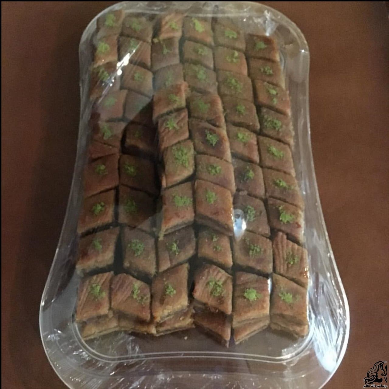 https://up.rozbano.com/view/2903994/Komacho%20Sen-01.jpg