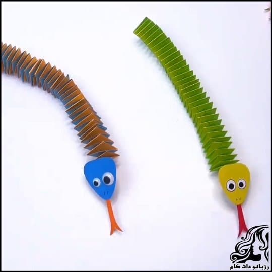 https://up.rozbano.com/view/3504908/Learning%20to%20make%20a%20paper%20snake-01.jpg