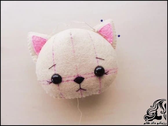 https://up.rozbano.com/view/3247452/Making%20a%20cat%20felt%20doll-05.jpg