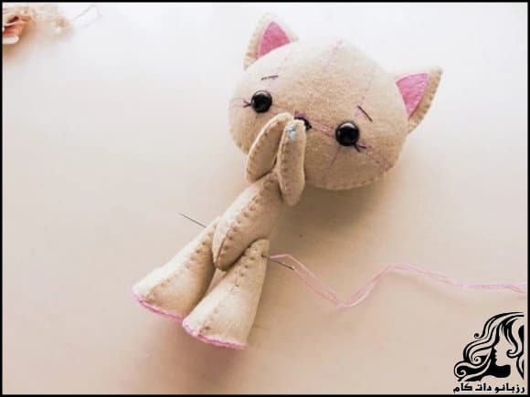 https://up.rozbano.com/view/3247457/Making%20a%20cat%20felt%20doll-10.jpg