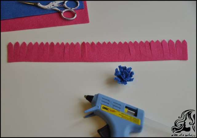 https://up.rozbano.com/view/3311624/Making%20felt%20flowers%20for%20decoration-08.jpg